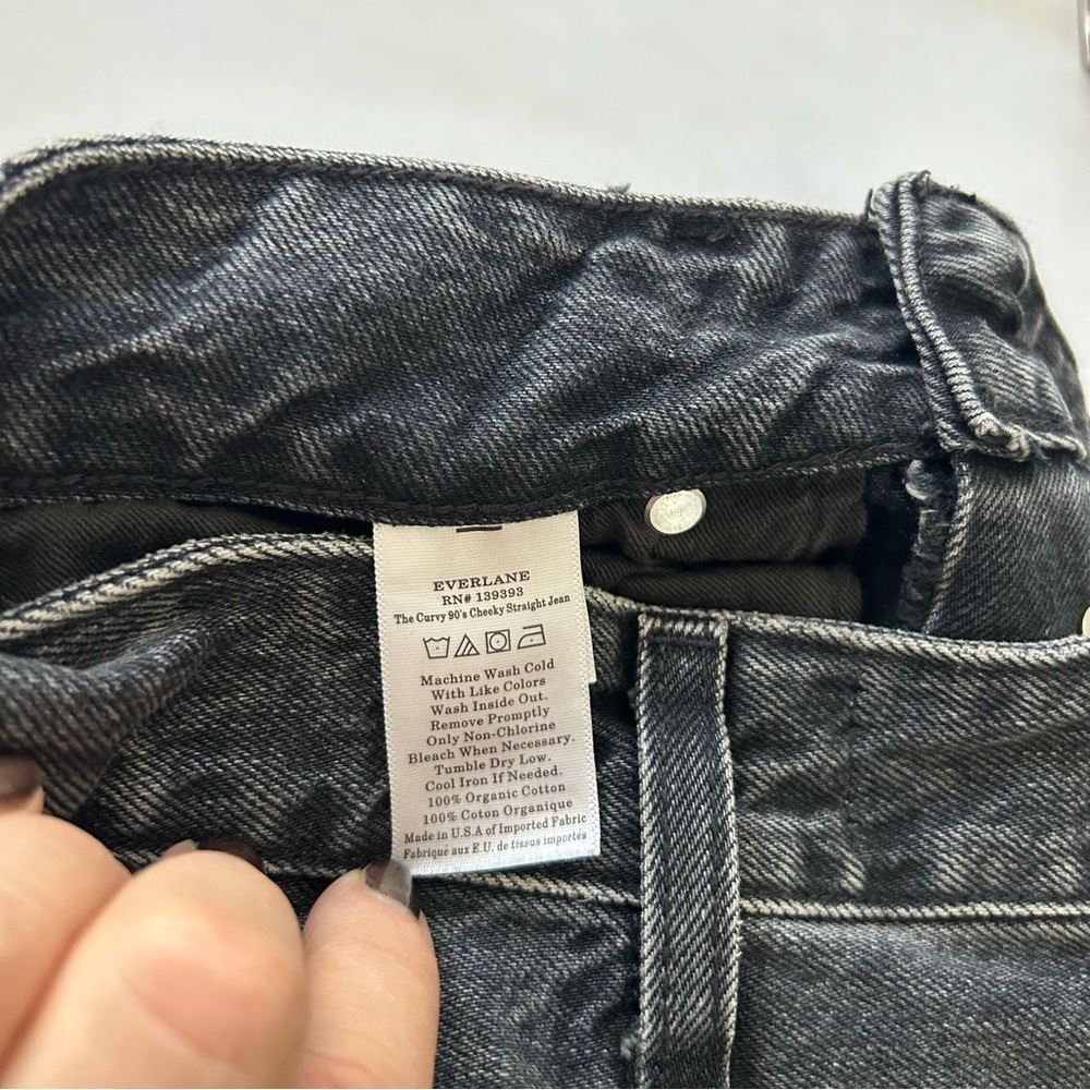 Everlane 90s Curvy Cheeky Black Denim Jean High Rise Straight Button Fly Size 29 - Picture 15 of 15